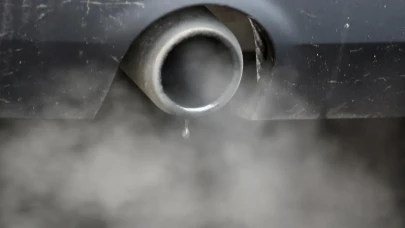 Erzurum’da Abartı Egzoz Kullanan Sürücülere Ceza Yağdı: 12 Araç Trafikten Men Edildi