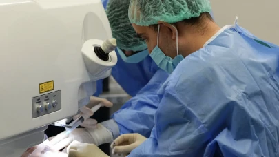 Göz dövmesi kararan gözüne ışık oldu