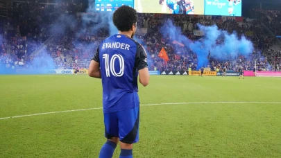 Sarı-Lacivertliler’den orta sahaya takviye!