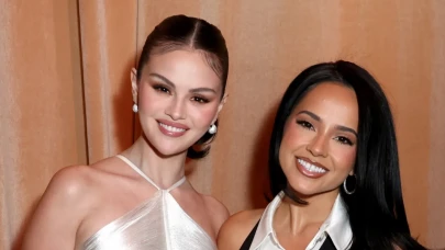 Selena Gomez’in beyaz püsküllü elbisesi, bridal trend listesine girdi