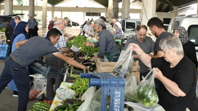 Konyalı üreticiler kendi tezgâhında satış yapıyor, vatandaş taze ürüne doyuyor