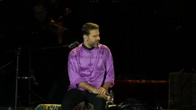 Sami Yusuf’un İstanbul’daki konserinde Gazze için gözyaşları sel oldu