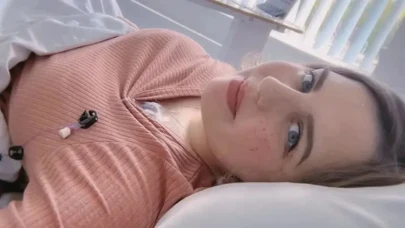 Evre Başak Clarke kimdir, kaç yaşında, aslen nereli, türk mü, nerede yaşıyor? Hayatı ve biyografisine dair