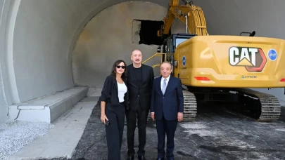 Cengiz İnşaat'ın üstlendiği Murovdağ Tüneli'nde ilk ışık görüldü