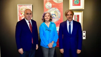 Şehnaz Biçer’in 'Gölgesiz İzler' sergisi sanatseverlerle buluştu