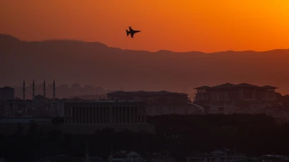 Ankara semalarında nefes kesen gösteri: SOLOTÜRK Zafer Bayramı’na damga vurdu