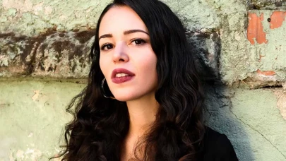 “4 saat boyunca şiddet gördüm” Ünlü isimden yıllar sonra gelen şiddet ifşası!