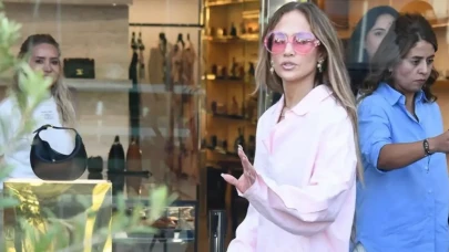 Jennifer Lopez İstanbul’da mağaza kapısından çevrildi!