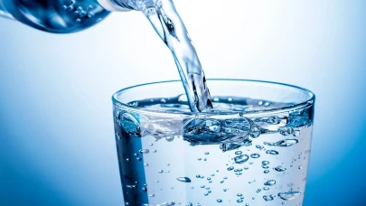 Yaşlılarda susuzluk sessiz tehlike: Susamadan da su içilmeli