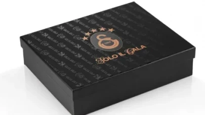 Solo il Gala Osimhen Kutusu Nedir, İçinde Ne Var, Fiyatı Kaç TL, Nereden Alınır? Galatasaray’dan Taraftarlara Özel Koleksiyon