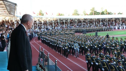 Cumhurbaşkanı Erdoğan’dan Harbiyelilere Mesaj: “Sizler Milletimizin Teminatısınız”