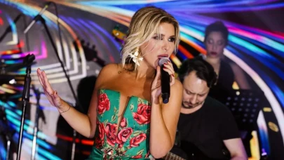 Gülben Ergen'den Kıbrıs’ta büyüleyici konser: Sahneye yepyeni bir enerji taşıdı