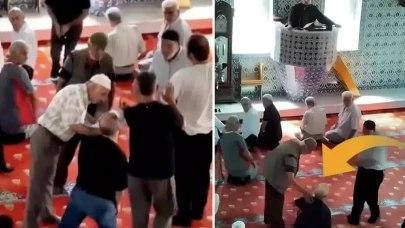 İmam Vaaz Verirken Tartıştılar: Camide Gergin Anlar Kamerada