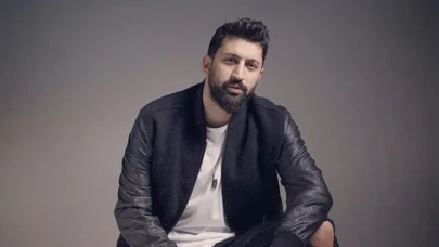 Burak King kimdir? Kaç yaşında, aslen nereli, burcu ne, hangi şarkıyla ünlendi? Ünlü rapçinin hayatı ve kariyeri