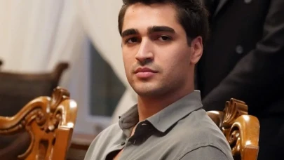 Sahnenin yıldızı kortta da parladı! Mert Ramazan Demir şampiyon çıktı