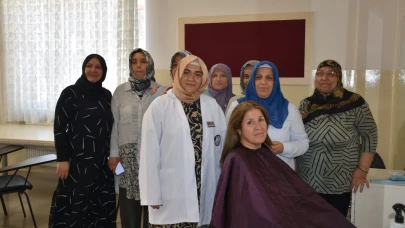 Şahinbey Belediyesi’nden kadınlara kuaförlük kursu: İstihdama katkı sağlanıyor