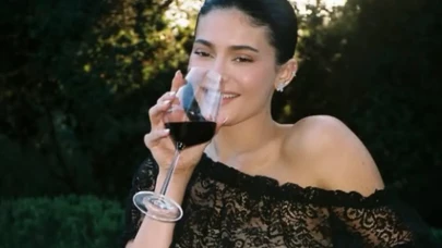 Romantizm çağını başlatıyor! Kylie Jenner’dan ilham verici moda hamlesi