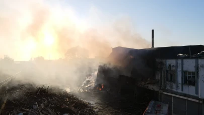 Samsun'da sanayi sitesinde alev alarmı!
