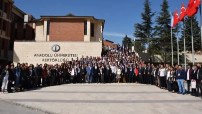 Anadolu Üniversitesi'nden akademik Türkçe atağı: Yeni program yurt dışına açılıyor