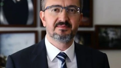 Burhanettin Duran: Türkçeyi geleceğe aktarmak ortak sorumluluğumuz