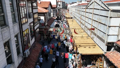 Konya’da tarihi bedesten alışveriş günleri coşkuyla başladı