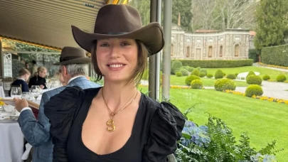 Her yaz onunla güzel! Serenay Sarıkaya'dan geleneksel yaza veda pozu