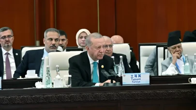 Cumhurbaşkanı Erdoğan, Şanghay Zirvesi'nde küresel adalet ve barış mesajları verdi
