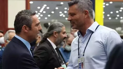 Fenerbahçe’de ilginç an: Sadettin Saran kürsüde sözlerini unuttu 'Adem ne diyecektik la biz?'