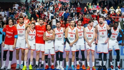 12 Dev Adam yarı final biletini arıyor!