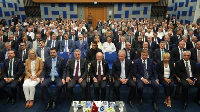 Bakan Şimşek İzmir’de: Gündem ekonomi ve yatırım!