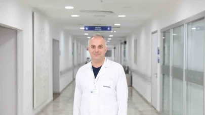 Saatlerce ekrana bakanlar dikkat: Boyun düzleşmesi hızla artıyor!