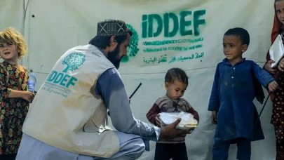 İDDEF’ten Afganistan’a umut köprüsü: Binlerce depremzedeye acil destek