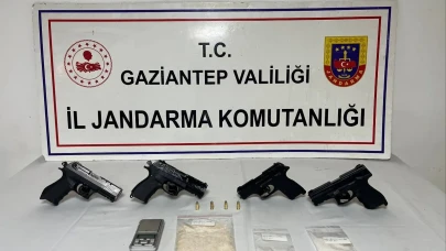 Jandarmadan Gaziantep'te eş zamanlı baskın: Uyuşturucu ve silah ele geçirildi
