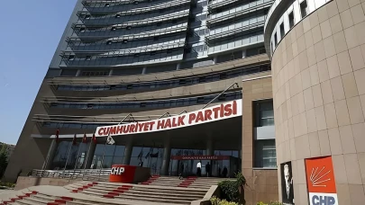 CHP’de yaprak dökümü hızlanıyor: Meclis üyesi AK Parti'ye katıldı