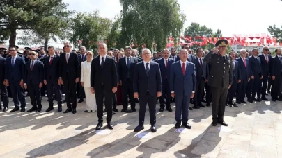 Sivas Kongresi’ne anlamlı vefa: Devletin zirvesinden güçlü mesajlar