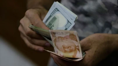 Dolar düşüşte, Avro ve Sterlin yükselişte