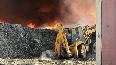 Adana’da geri dönüşüm fabrikasında yangın