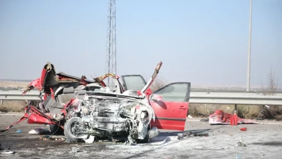Niğde’de kara haber: Emniyet şeridindeki tır ölümlü kazaya neden oldu