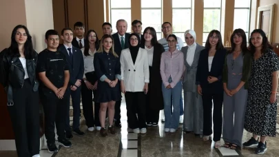 Beştepe’de anlamlı törende kura heyecanı: 630 şehit yakını ve gazi kamuya yerleştirildi