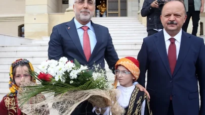 İşsizlik tek hanelerde büyüme rekor seviyede: Işıkhan’dan ekonomi mesajları