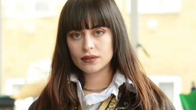 Dilara Fındıkoğlu Kimdir, Kaç Yaşında? Met Gala’yı Fetheden Türk Tasarımcı Hakkında Merak Edilenler