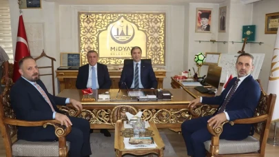 AK Parti Heyeti Midyat’ta: 'Cumhurbaşkanımızın talimatlarıyla hizmet sürecek '