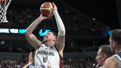 Riga Arena’da büyük çekişme: Almanya vs Slovenya