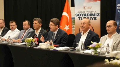 Antalya’da Avukatlarla Buluşan Tunç’tan Yargı Reformu ve Yapay Zeka Mesajı