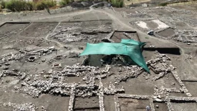 Diyarbakır'da 11 bin yıllık mezar gün yüzüne çıktı: Çayönü kazılarında tarihi keşif