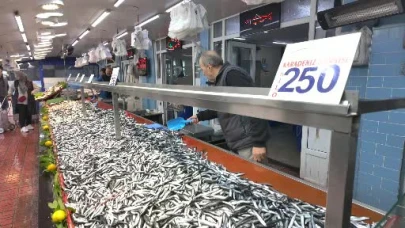 ’Karadeniz fırtınası’ balık tezgahlarını vurdu