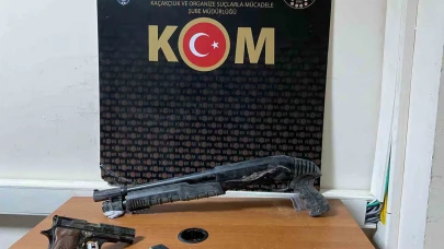 Tunceli’de toprağa gömülü halde silah ve uyuşturucu madde ele geçirildi