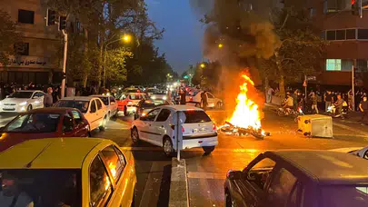 İran’daki protestolarda hayatını kaybedenlerin sayısı 35’e yükseldi