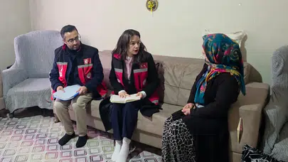 Siirt'te yarım metre kar, kapanan yollar… Sosyal destek yolculuğu