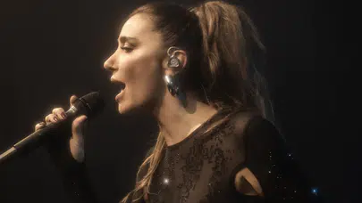 Sıla’dan yeni albüm öncesi konser molası: İzmir’de coşkulu veda